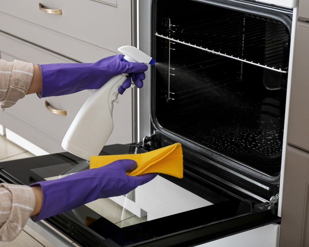 تنظيف افران